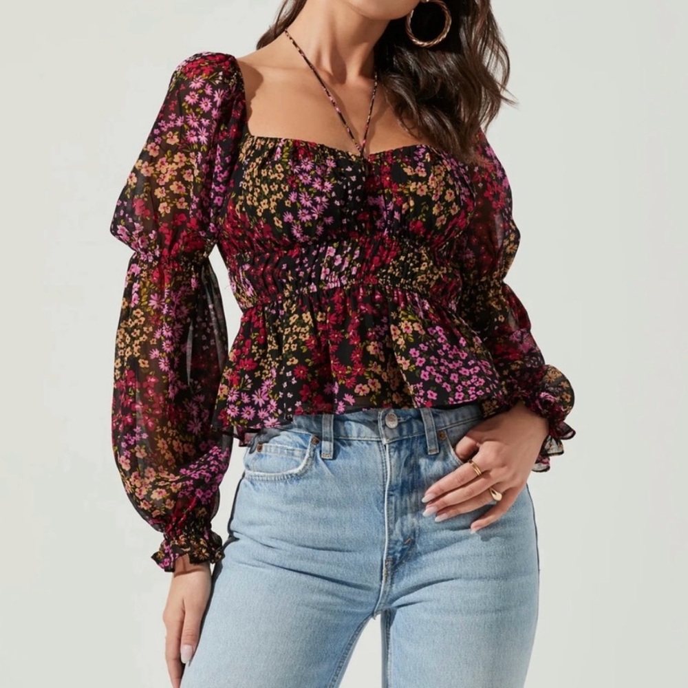 ASTR Bloomfield Floral Top